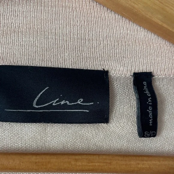 Line the Label Pink Ruffled Cashmere and Modal Cardigan Size Small - Picture 3 of 6